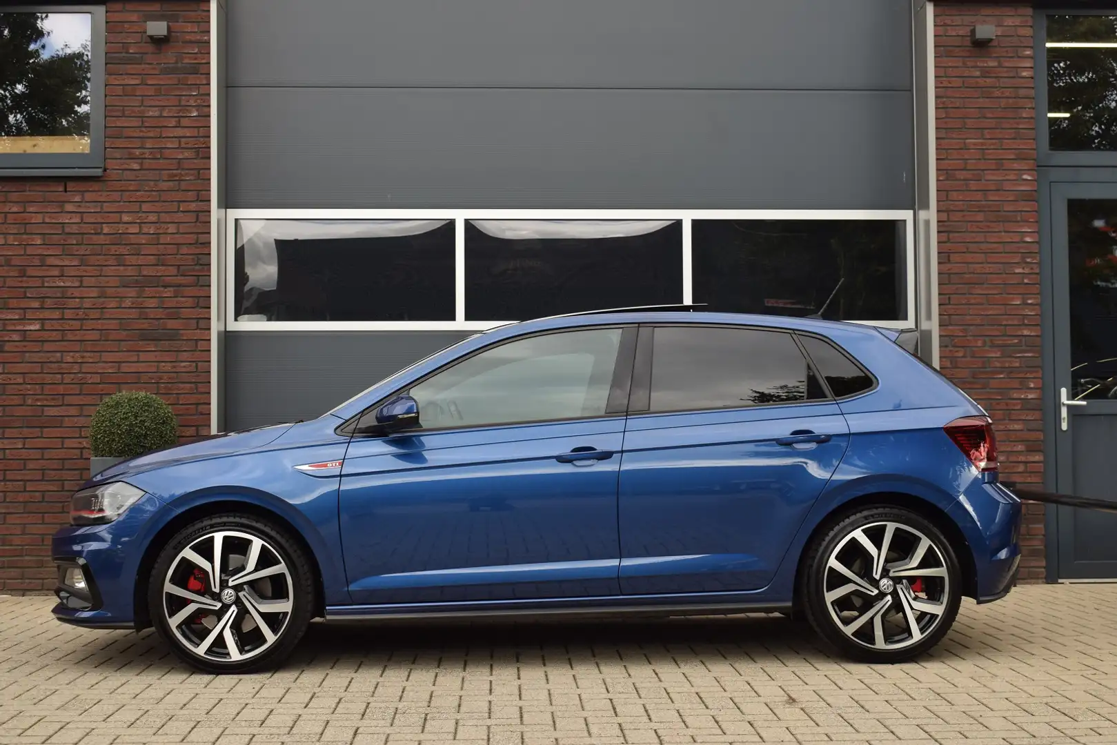 Volkswagen Polo GTI 2.0 TSI 200pk DSG | Pano | Camera | Beats Bleu - 2