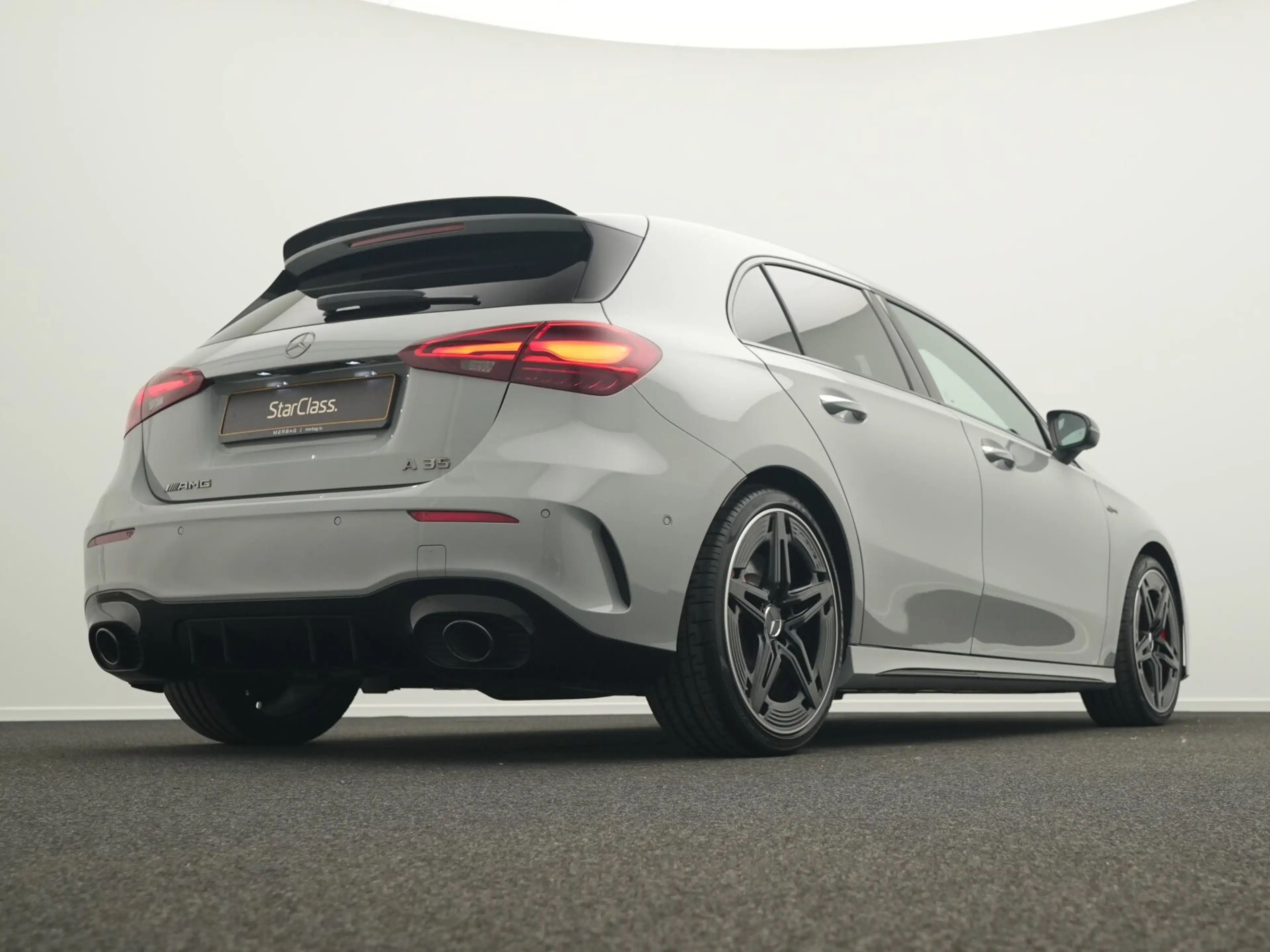 Mercedes-Benz A 35 AMG A 35 AMG 4M Multi+Night+Kamera+19" Premium Navi — photo 11