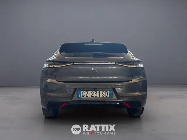 DS Automobiles DS 4 view 5