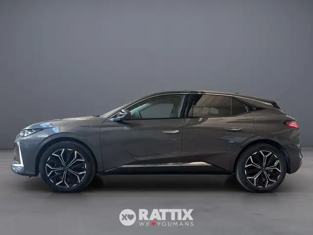 DS Automobiles DS 4 view 2