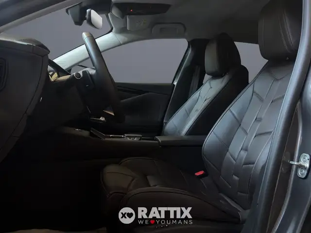 DS Automobiles DS 4 view 7