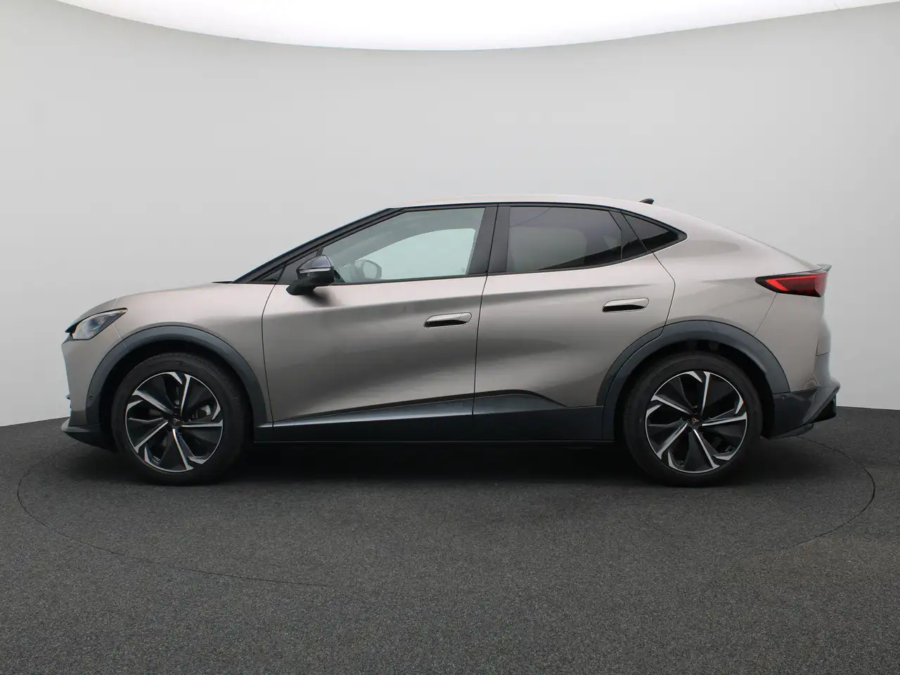 CUPRA Tavascan 2026