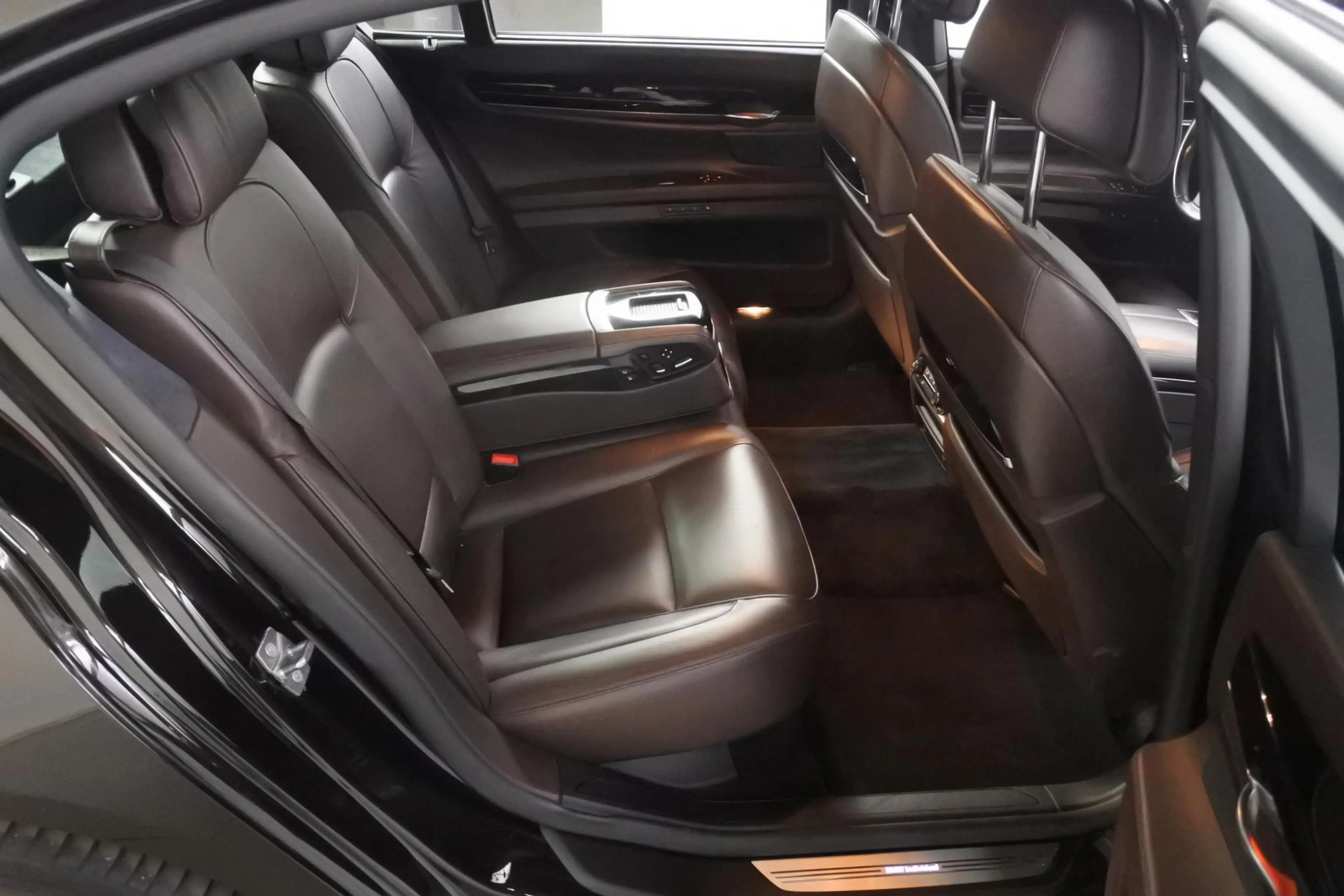 BMW 760 7-serie 760Li V12 Individual — photo 8