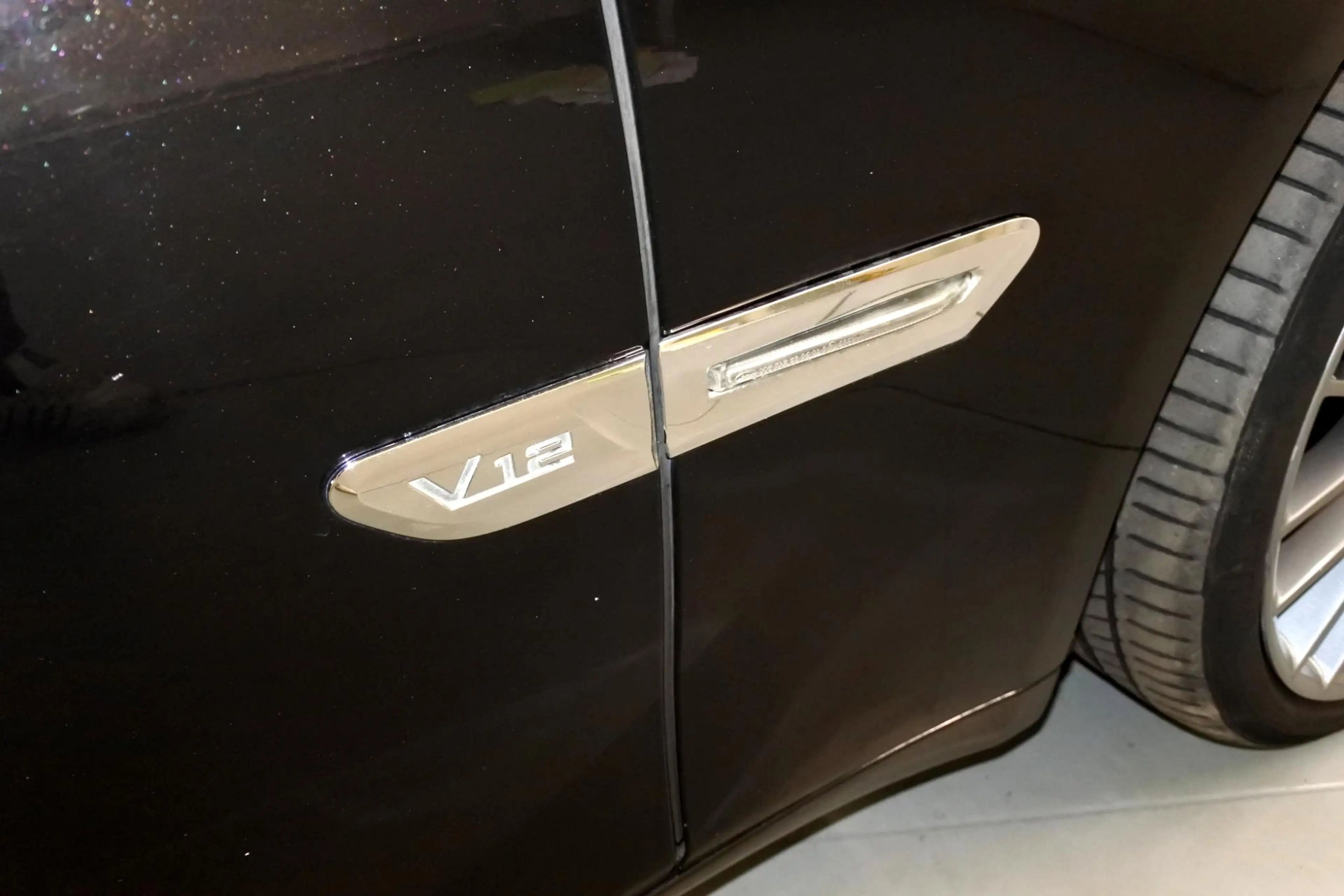 BMW 760 7-serie 760Li V12 Individual — photo 47