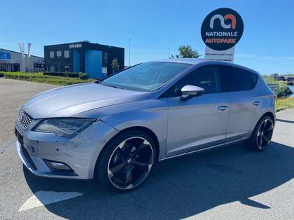 SEAT Leon 2016 * 1.6 TDI Style Connect * AIRCO * LMV * LED *
