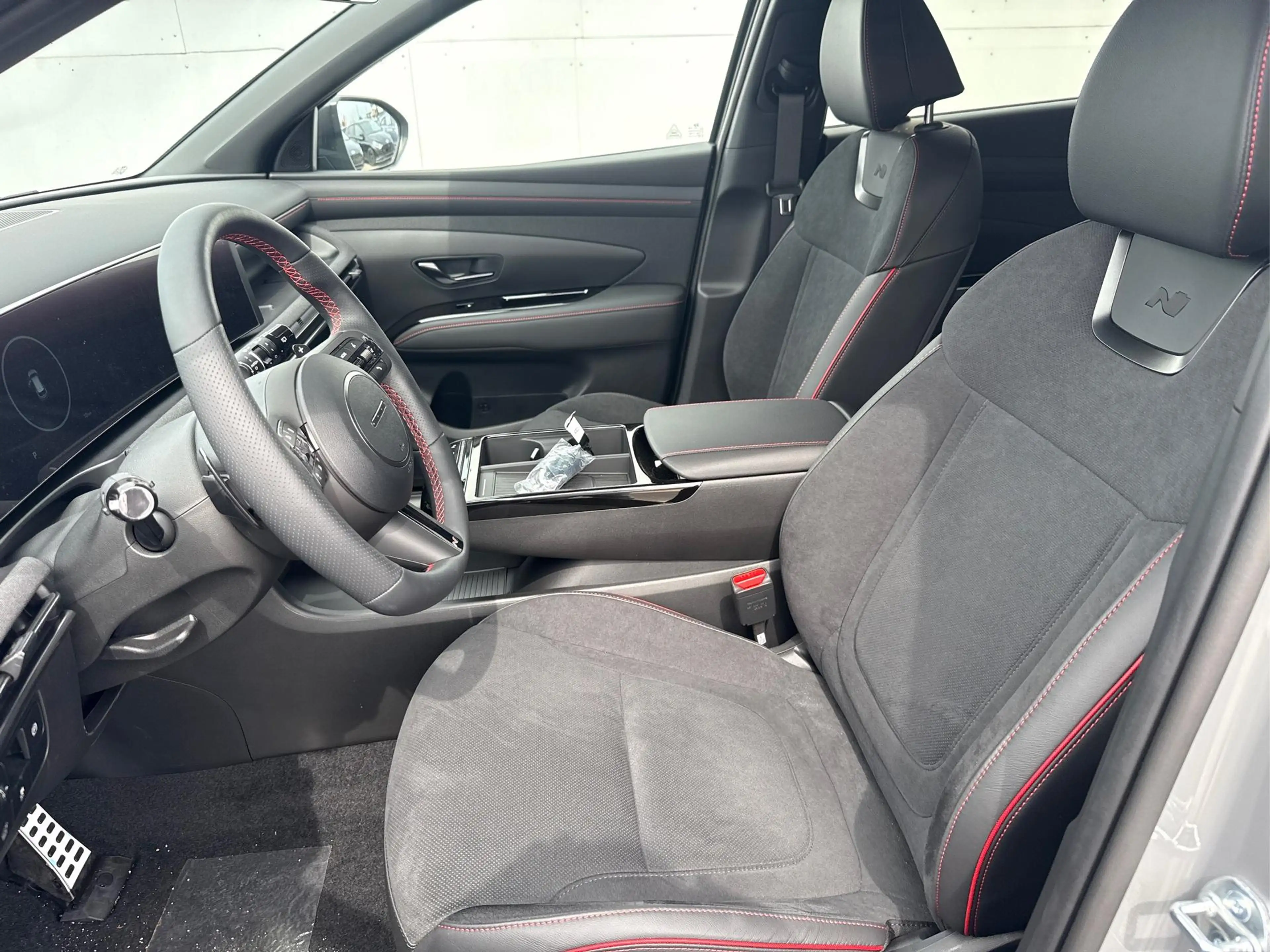 Hyundai TUCSON PREMIUM DCT N-LINE PANO E-SHIFT NAVI ACC 1.6 T-... — photo 10