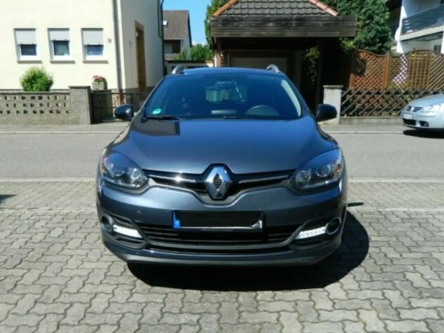 Renault Megane Megane Grandtour dCi 110 FAP EDC LIMITED Grau - 1