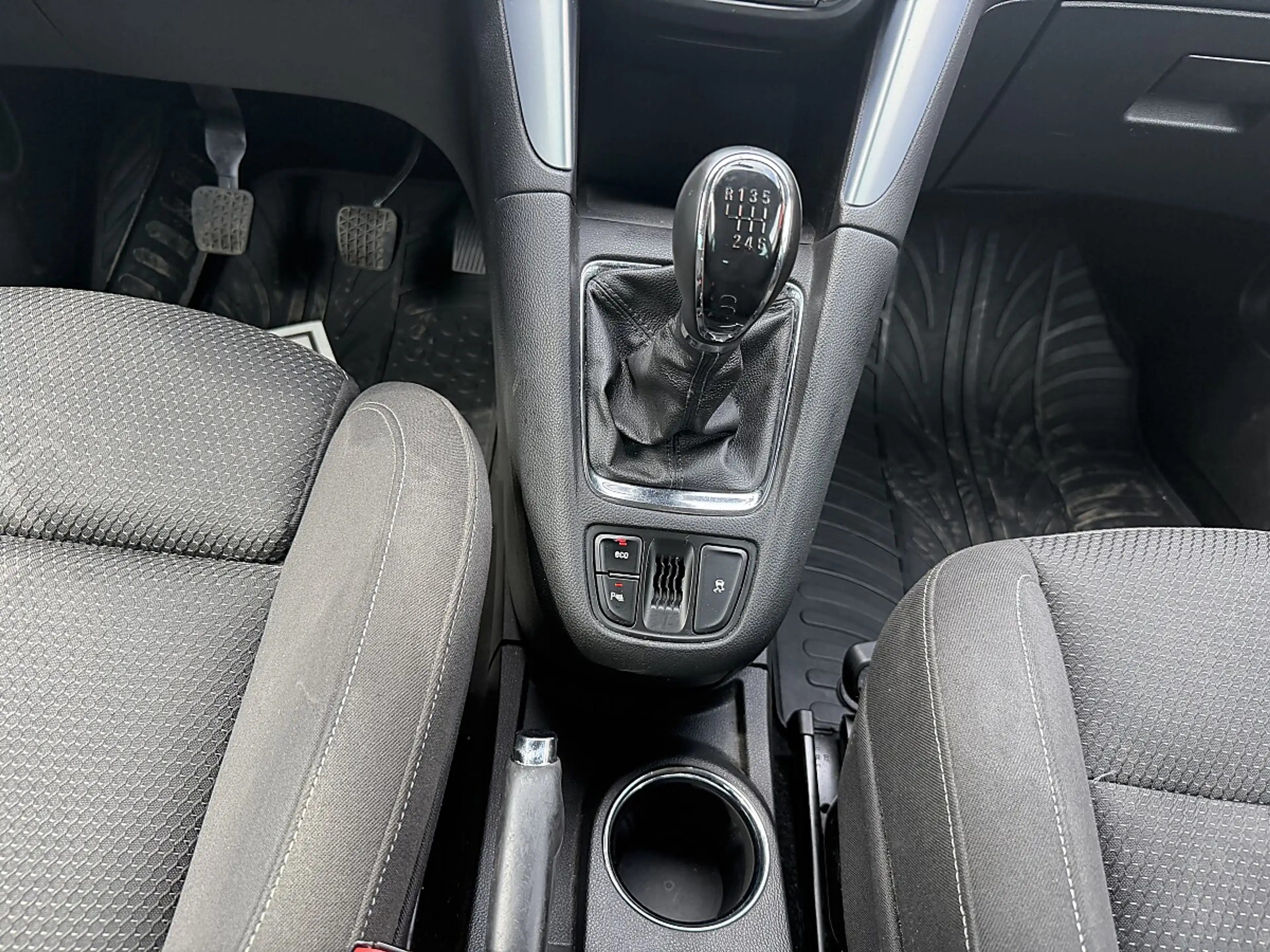 Opel Zafira Tourer 1,6 CDTI ecoflex Österreich Ed. Start/Stop — photo 11