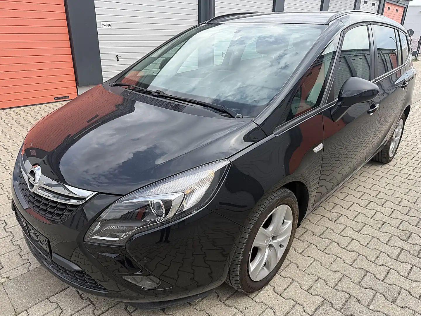 Opel Zafira Tourer 1,6 CDTI ecoflex Österreich Ed. Start/Stop Schwarz - 1