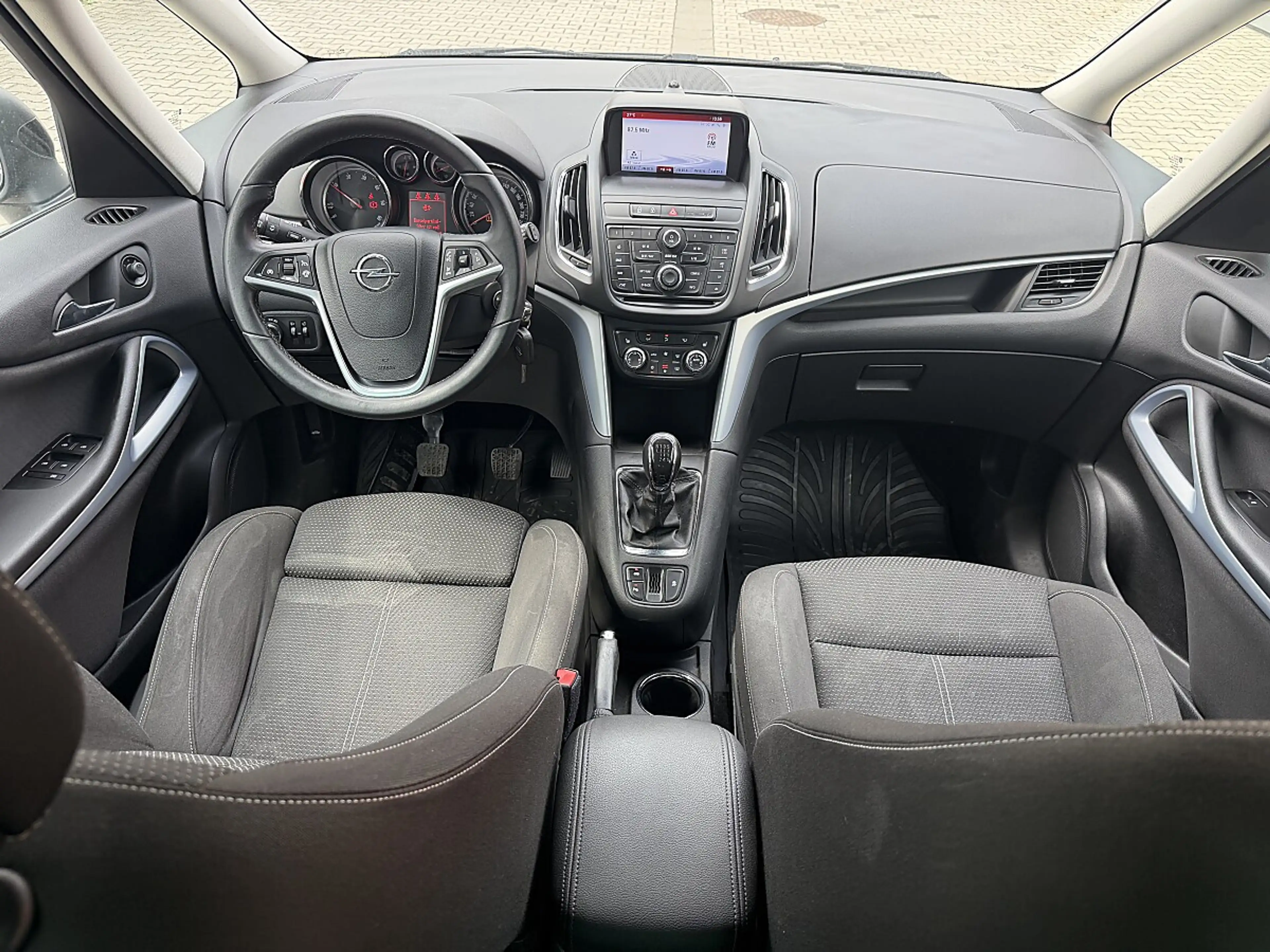 Opel Zafira Tourer 1,6 CDTI ecoflex Österreich Ed. Start/Stop — photo 8