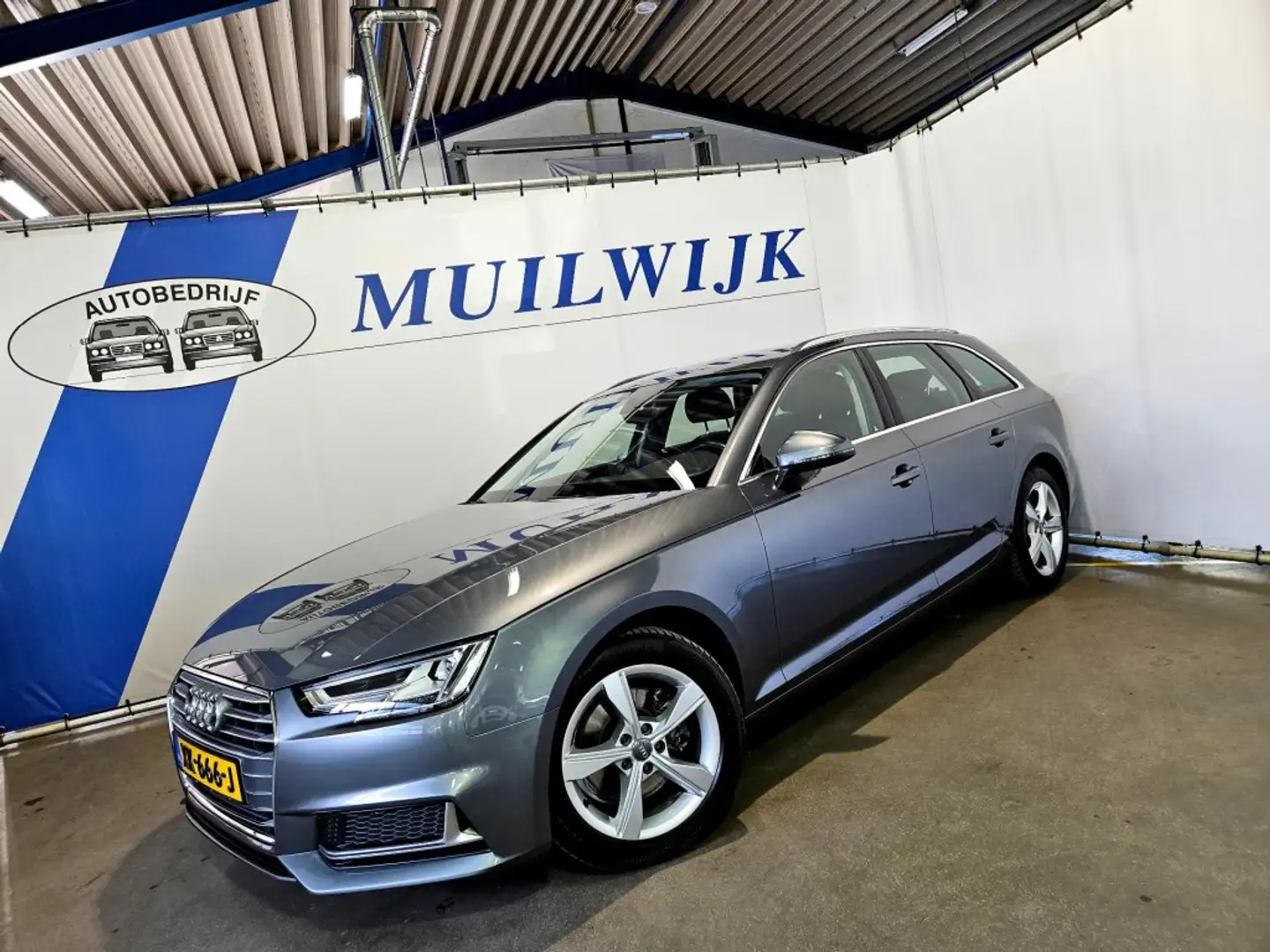 Audi A4 40 TFSI Sport Lease Edition / Trekhaak / LED / NL Grijs - 1