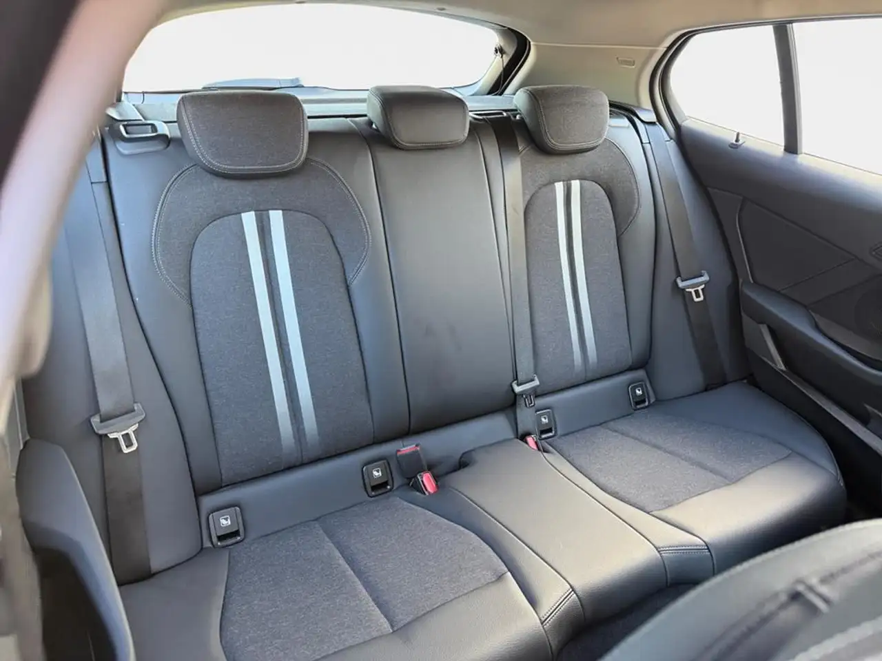 BMW 118 Advantage, миниатюра 14