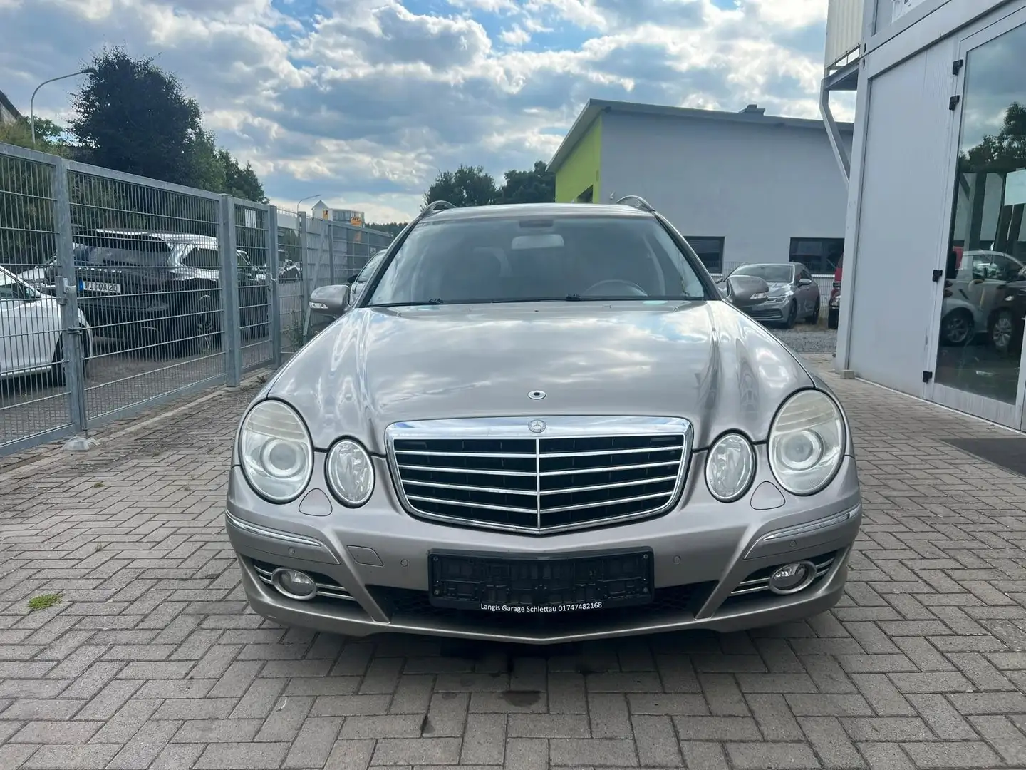 Mercedes-Benz E 320 E -Klasse T-Modell E 320 T CDI Argent - 2