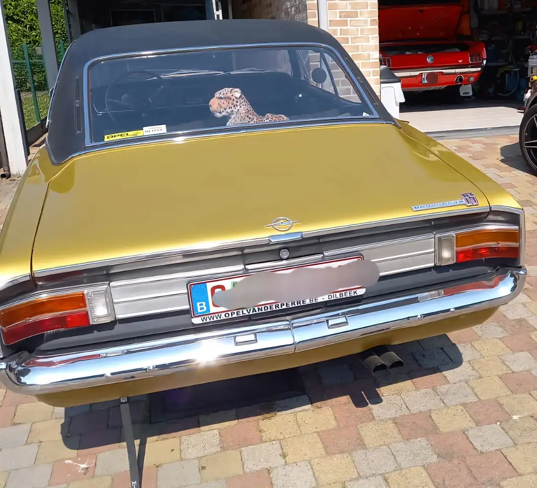 Opel Commodore GS 2500, foto 3