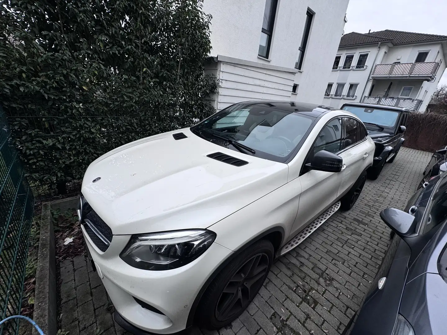 Mercedes-Benz GLE 350 d Coupe 4Matic 9G-TRONIC AMG Line - 1