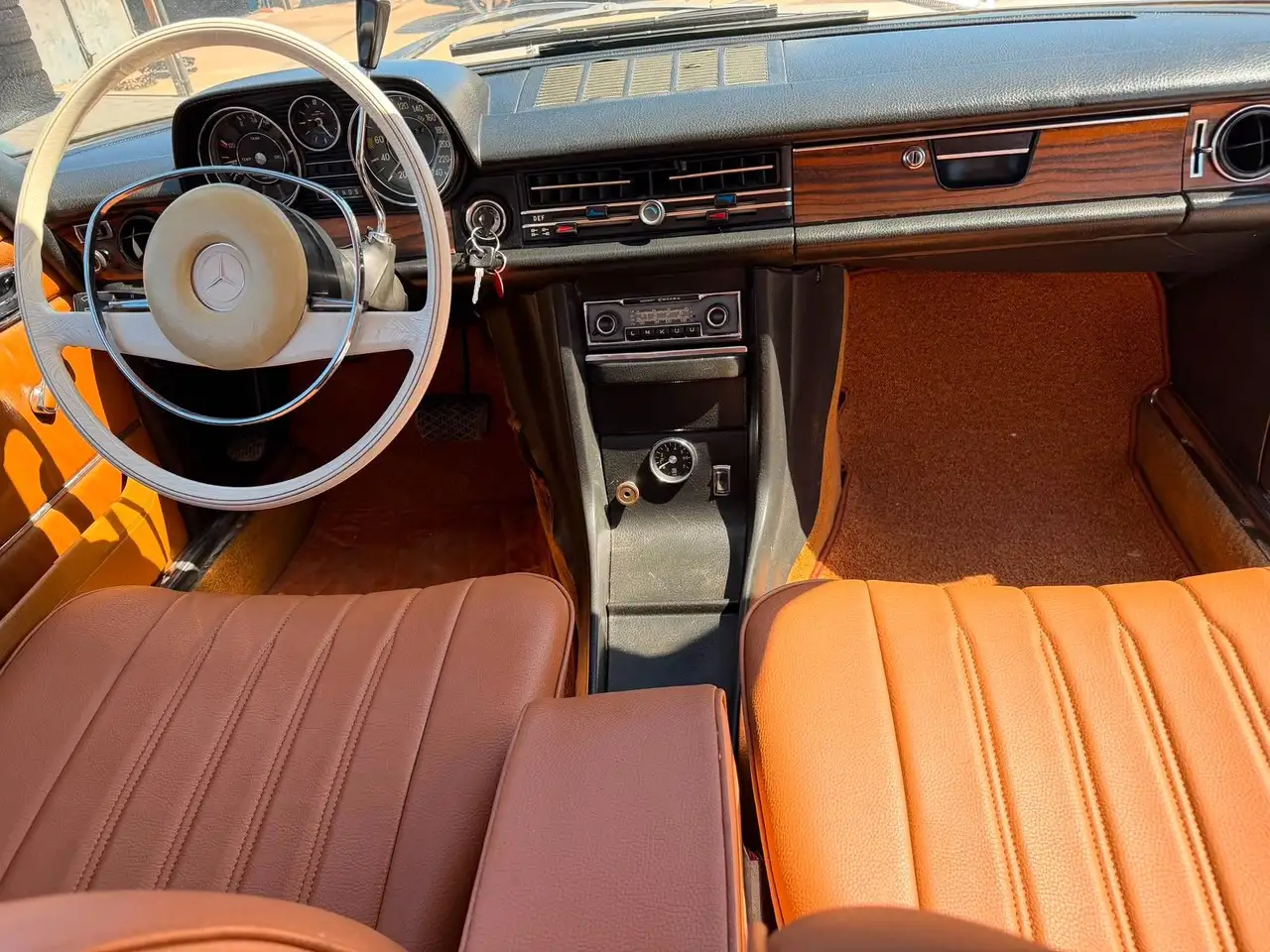 Mercedes-Benz 250 Coupe Oldtimer Automatic, foto 9