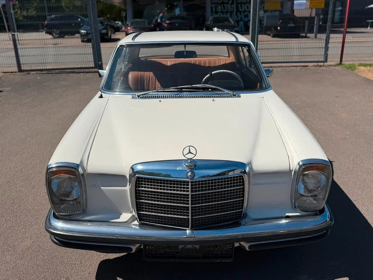 Mercedes-Benz 250 Coupe Oldtimer Automatic, foto 1