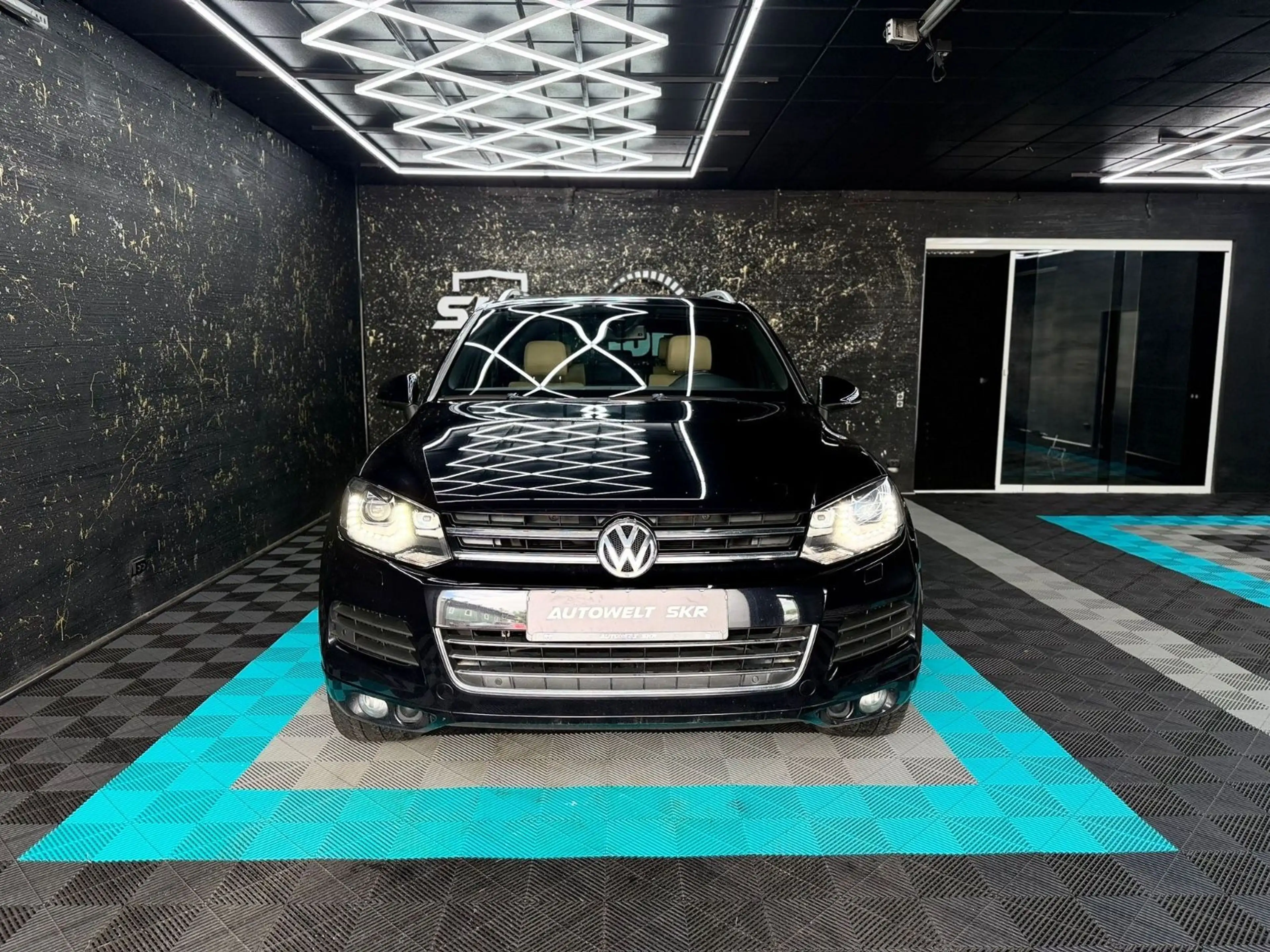 Volkswagen Touareg V6 TDI BMT/SHZ/AHK3,5T/PANO/MEMORY/RFK — photo 5