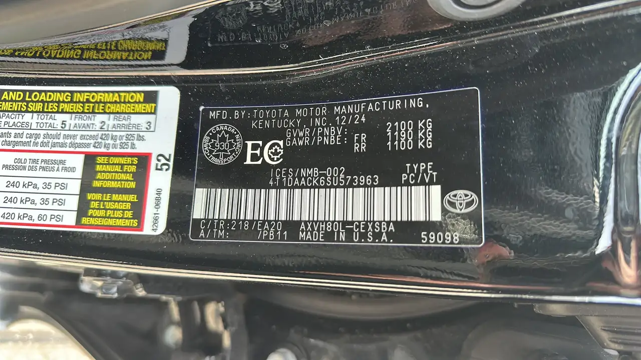Toyota Camry снимка Toyota Camry