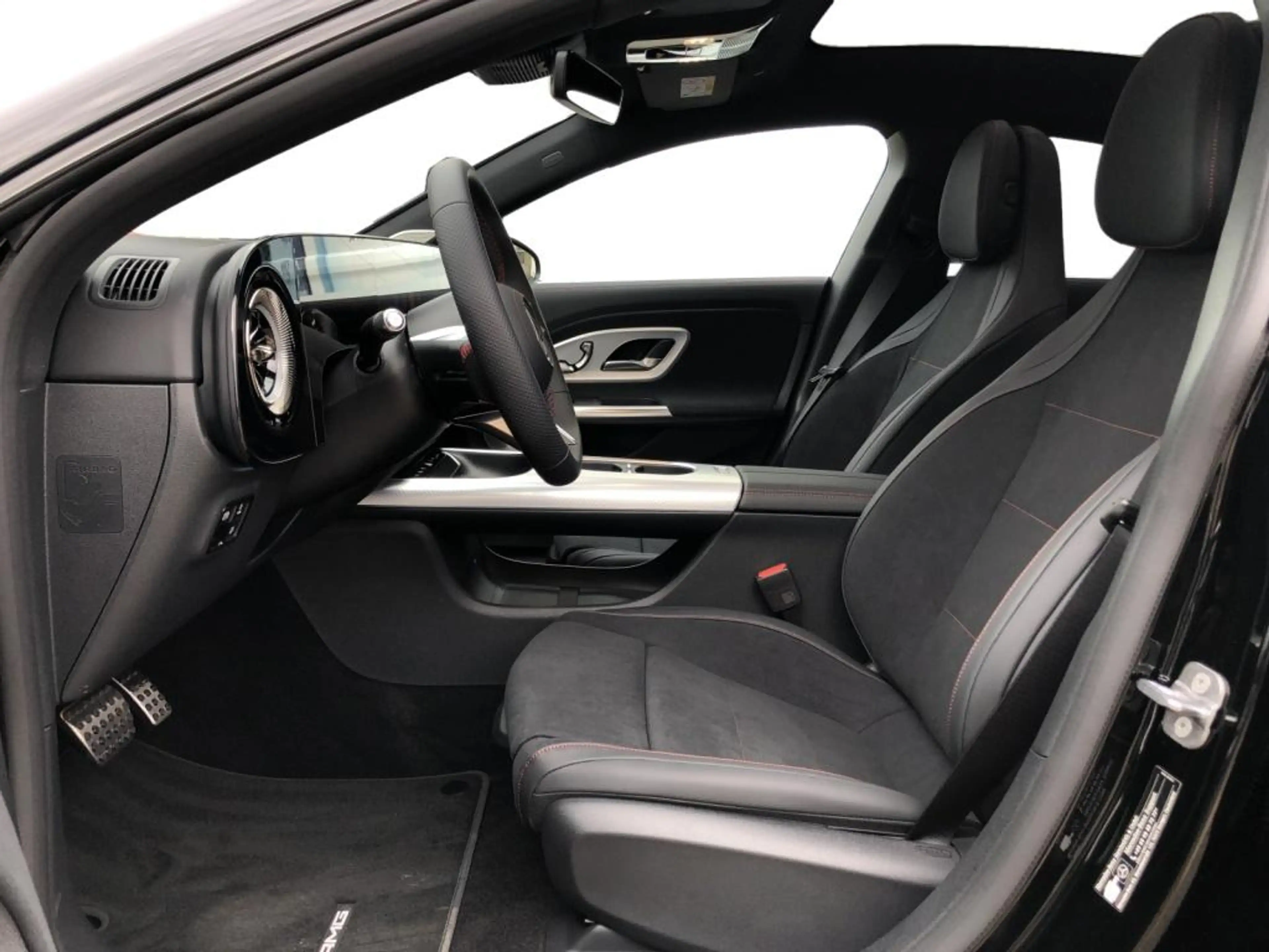 Mercedes-Benz CLA 200 4MATIC AMG+MBUX+Burm+MBeam+Night+Carbon — photo 6