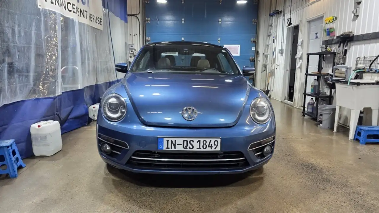 Volkswagen Beetle снимка Volkswagen Beetle