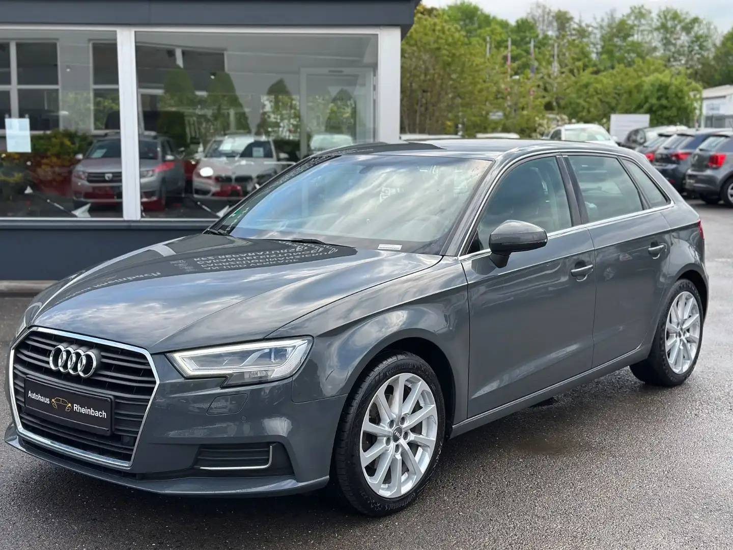 Audi A3 Sportback design 1-HAND SCHECKHEFT GEPFLEGT Grijs - 1
