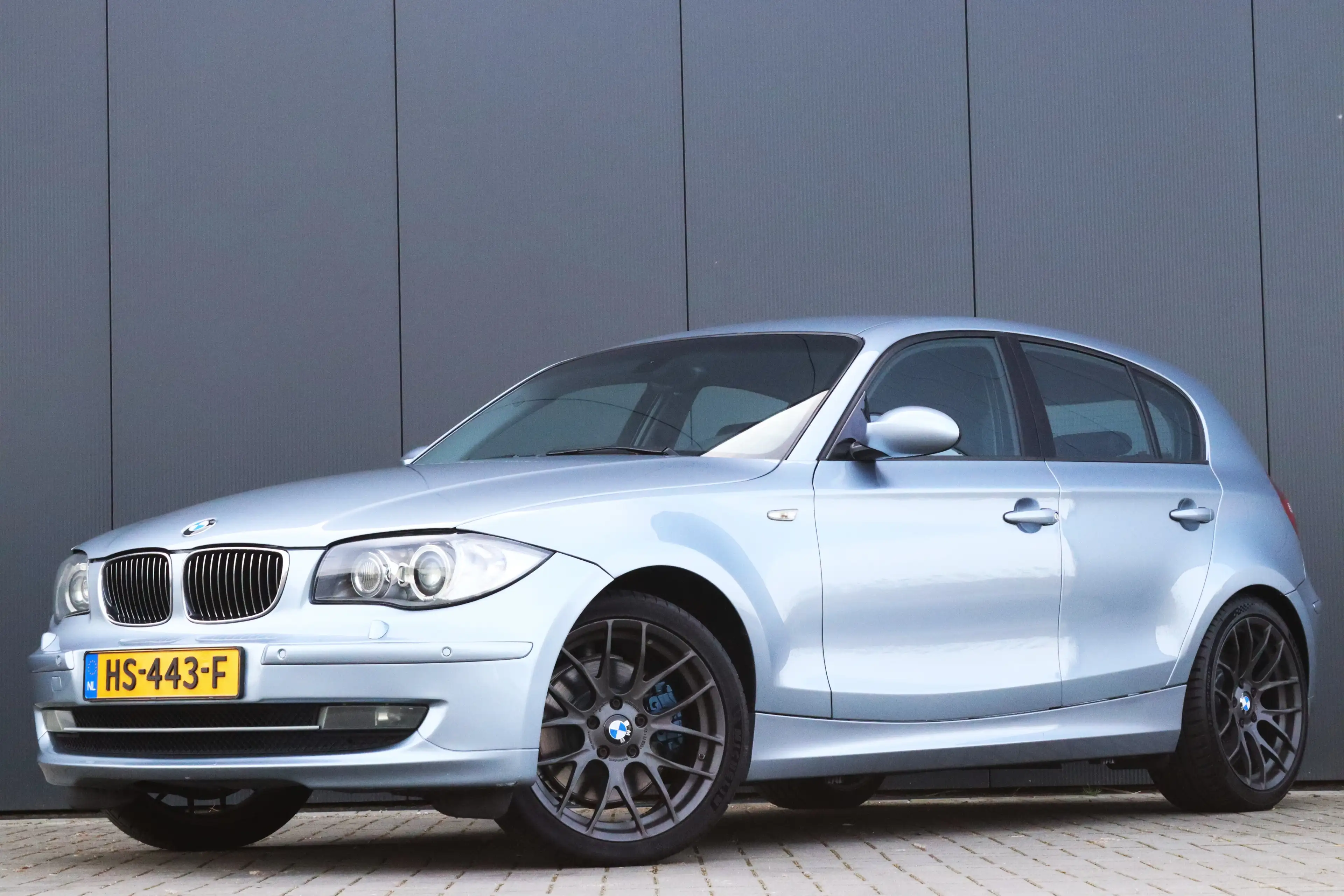 BMW 130 130i High Executive - Blue-water metallic - Leder — photo 4