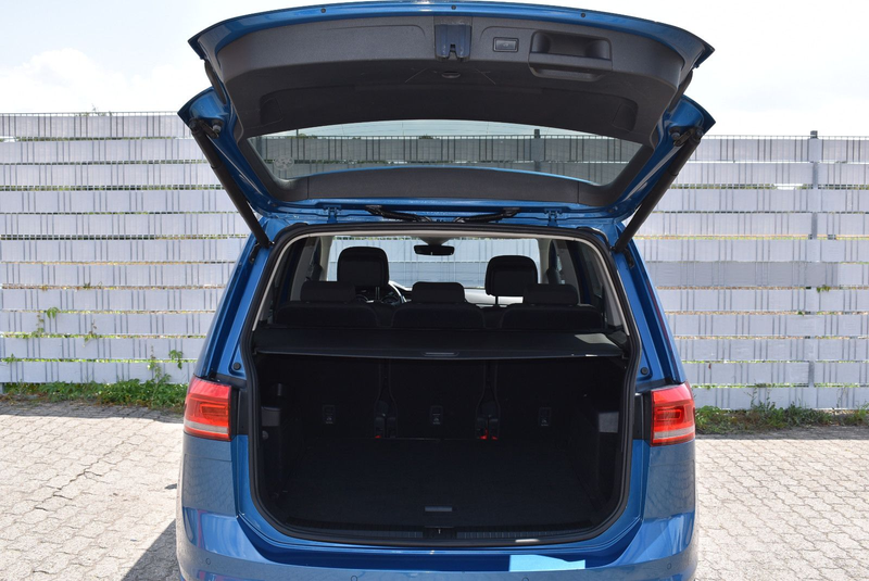 Volkswagen Touran Comfort TDI Automatik,abn.AHK,Tüv Neu — photo 11
