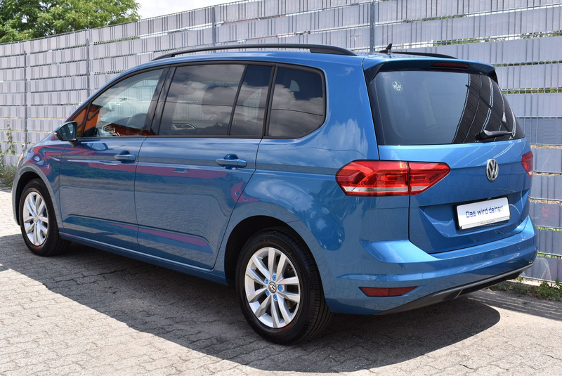 Volkswagen Touran Comfort TDI Automatik,abn.AHK,Tüv Neu — photo 6