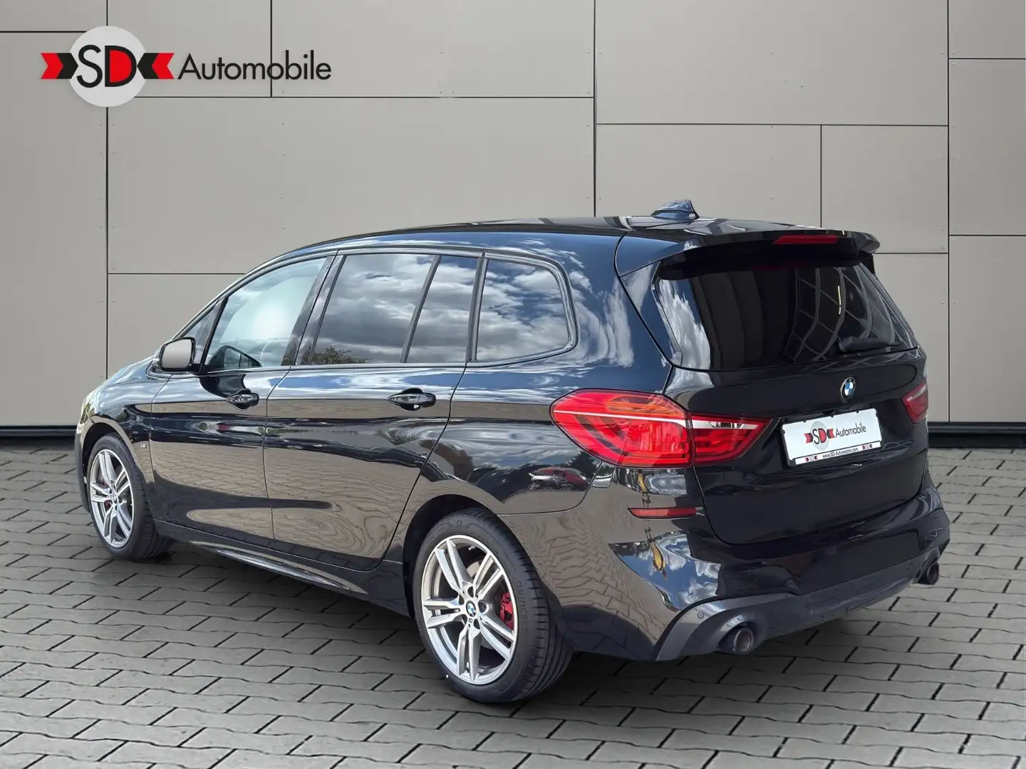 BMW 220 220 d xDrive GT M Sport Navi-Pro. LED Panorama Schwarz - 2