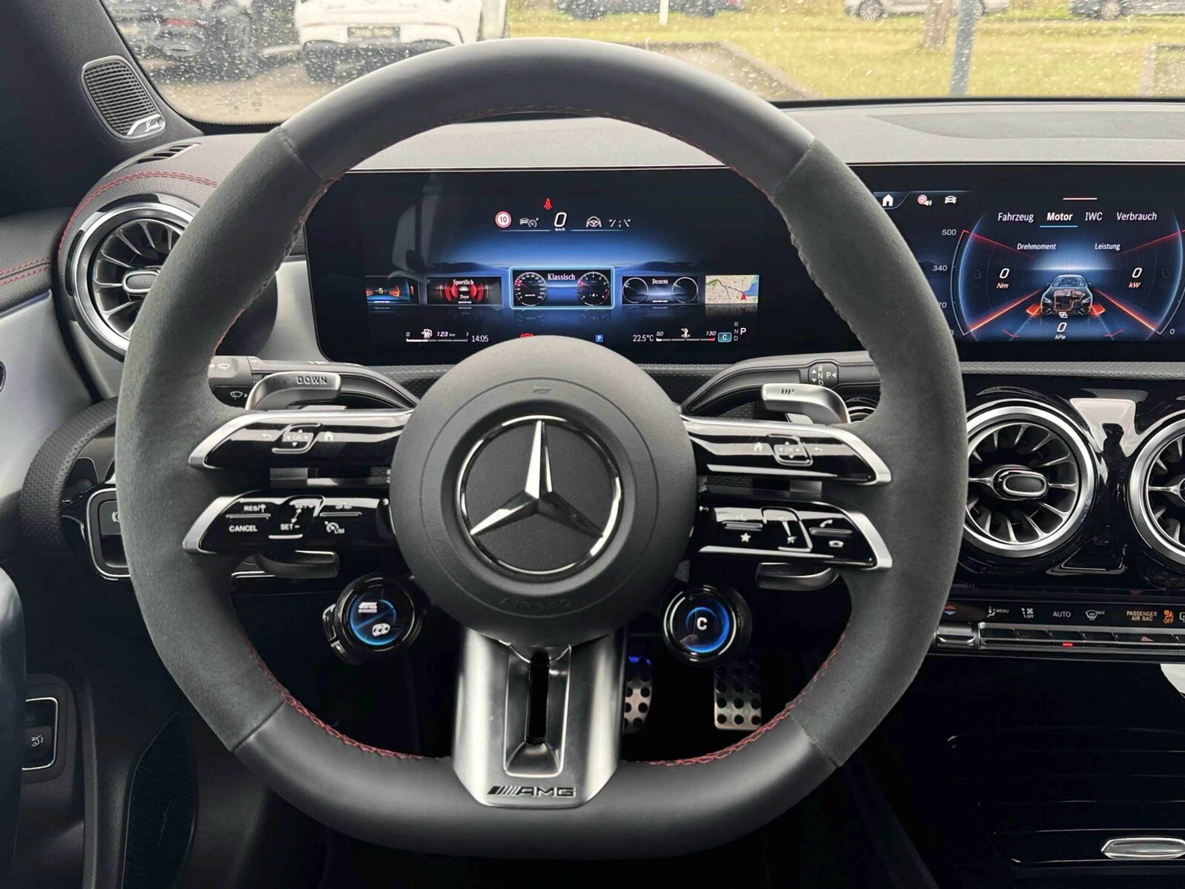 Mercedes-Benz CLA 45 AMG CLA 45 S 4M SB Pano Distr 360 Multibeam Drivers — photo 13