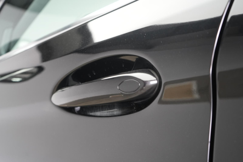 BMW 530 d xDrive Touring Luxury Line STHZ/Laser/360K — photo 9