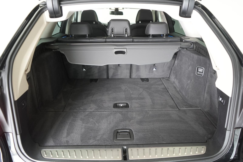 BMW 530 d xDrive Touring Luxury Line STHZ/Laser/360K — photo 7