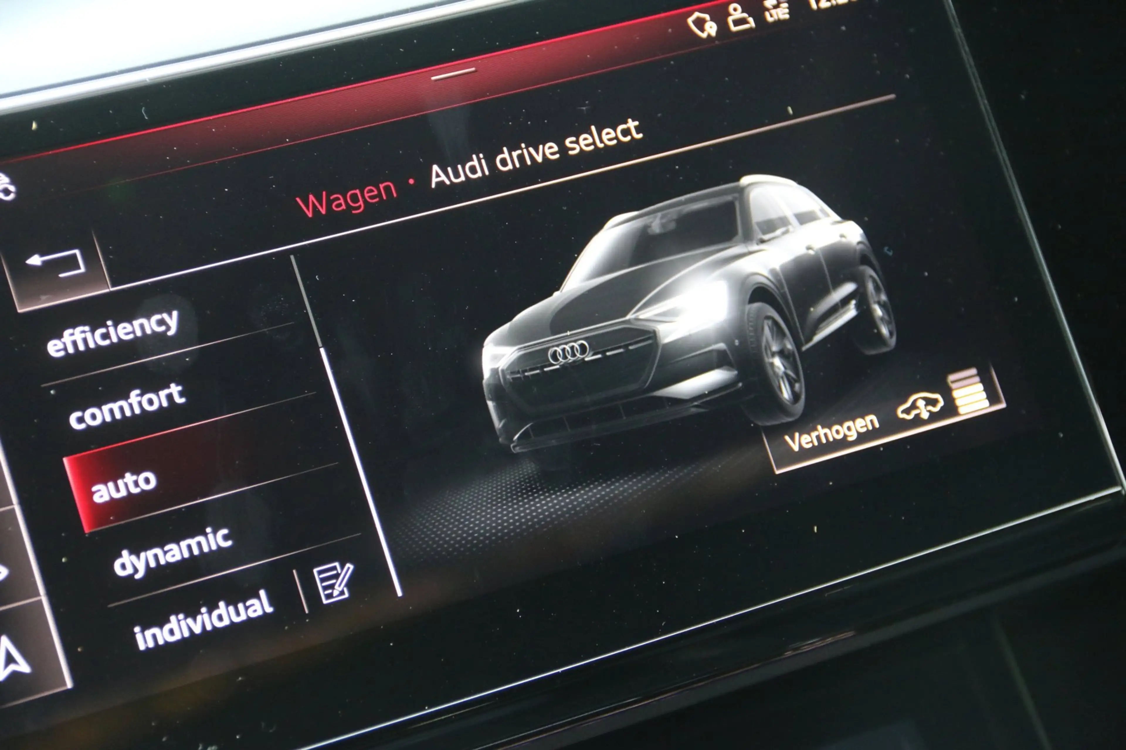 Audi e-tron E-tron 55 quattro PANO-DAK LEDER! 95 kWh SOH 91,4% — photo 21