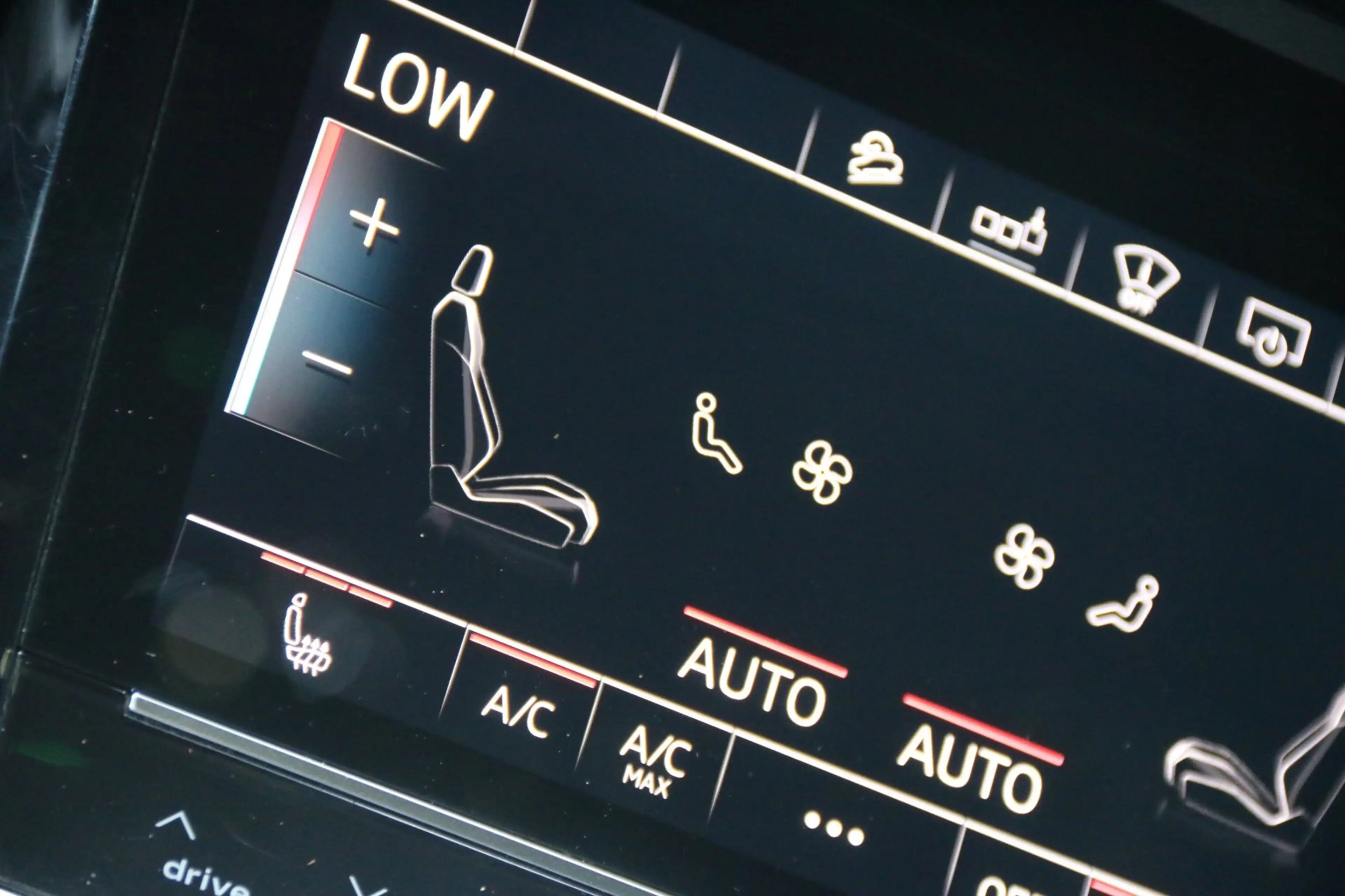 Audi e-tron E-tron 55 quattro PANO-DAK LEDER! 95 kWh SOH 91,4% — photo 19