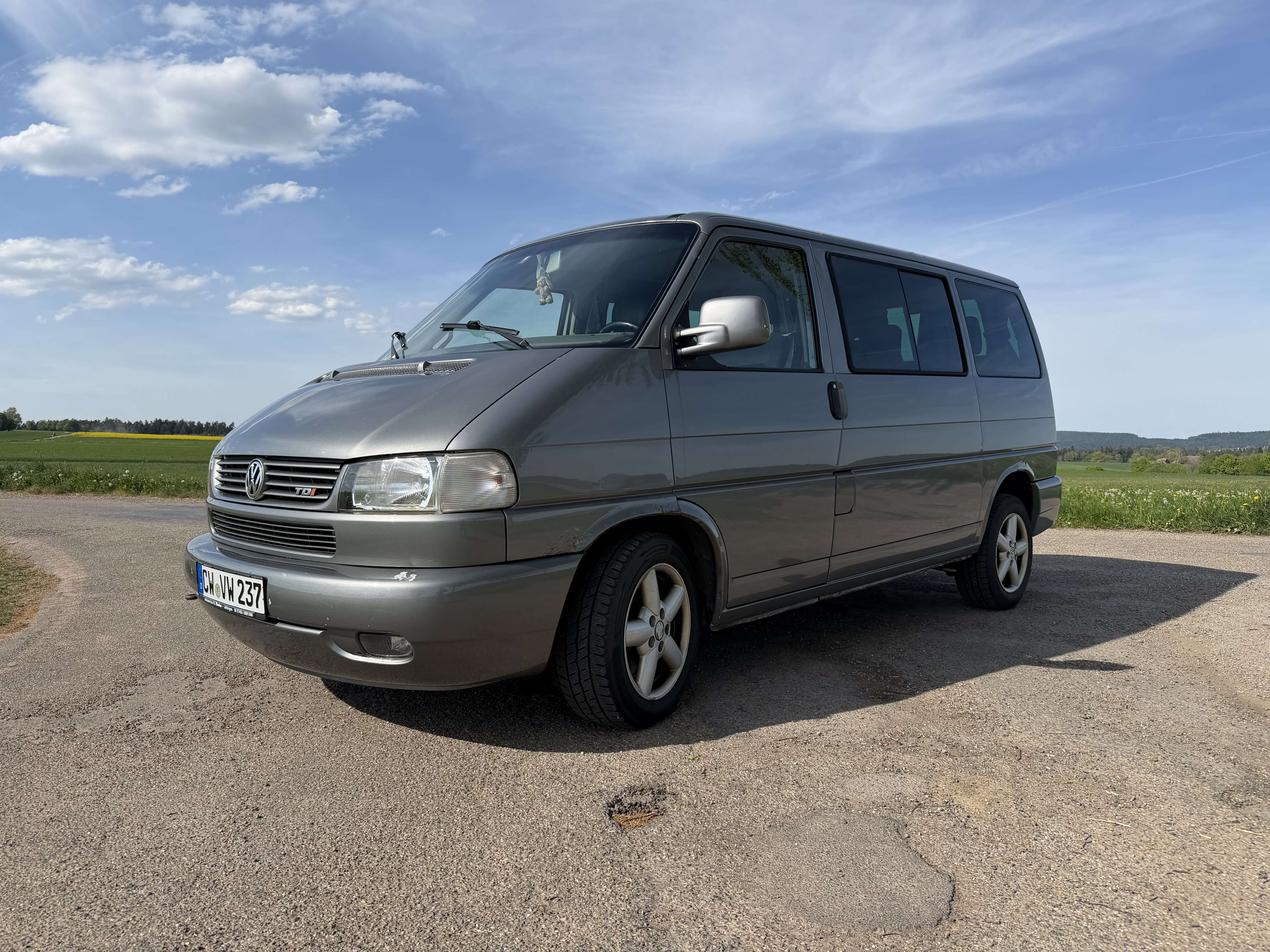 Second hand Volkswagen  2.5