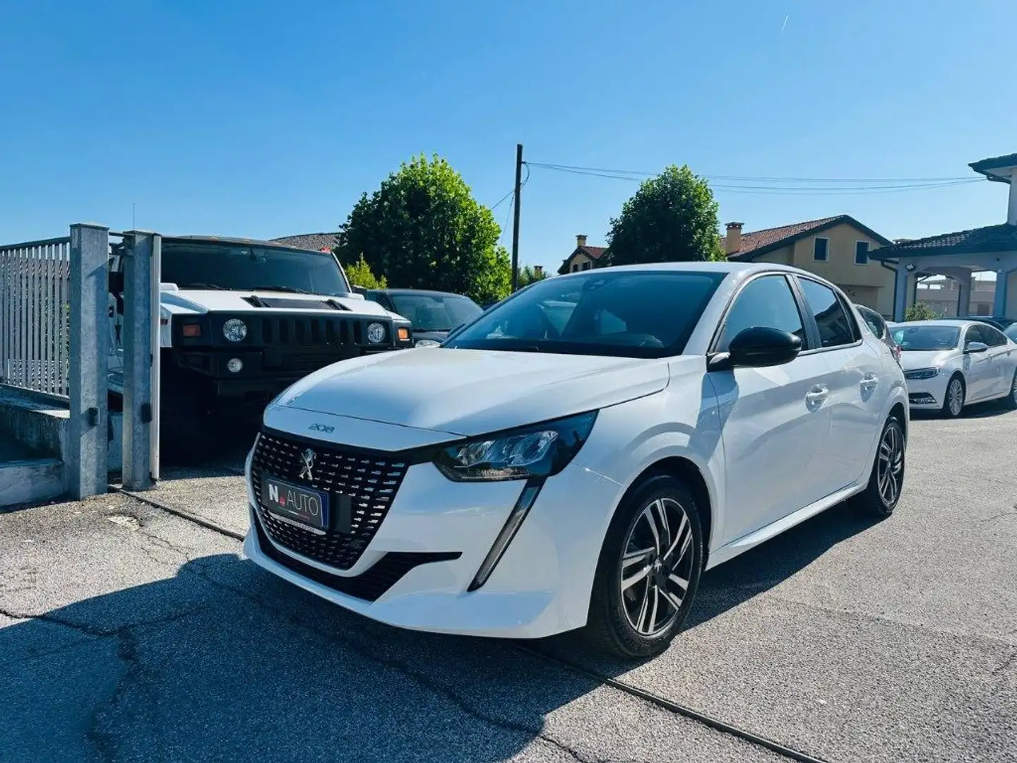Peugeot 208 PureTech 75 Stop&Start 5 porte Active Weiß - 1