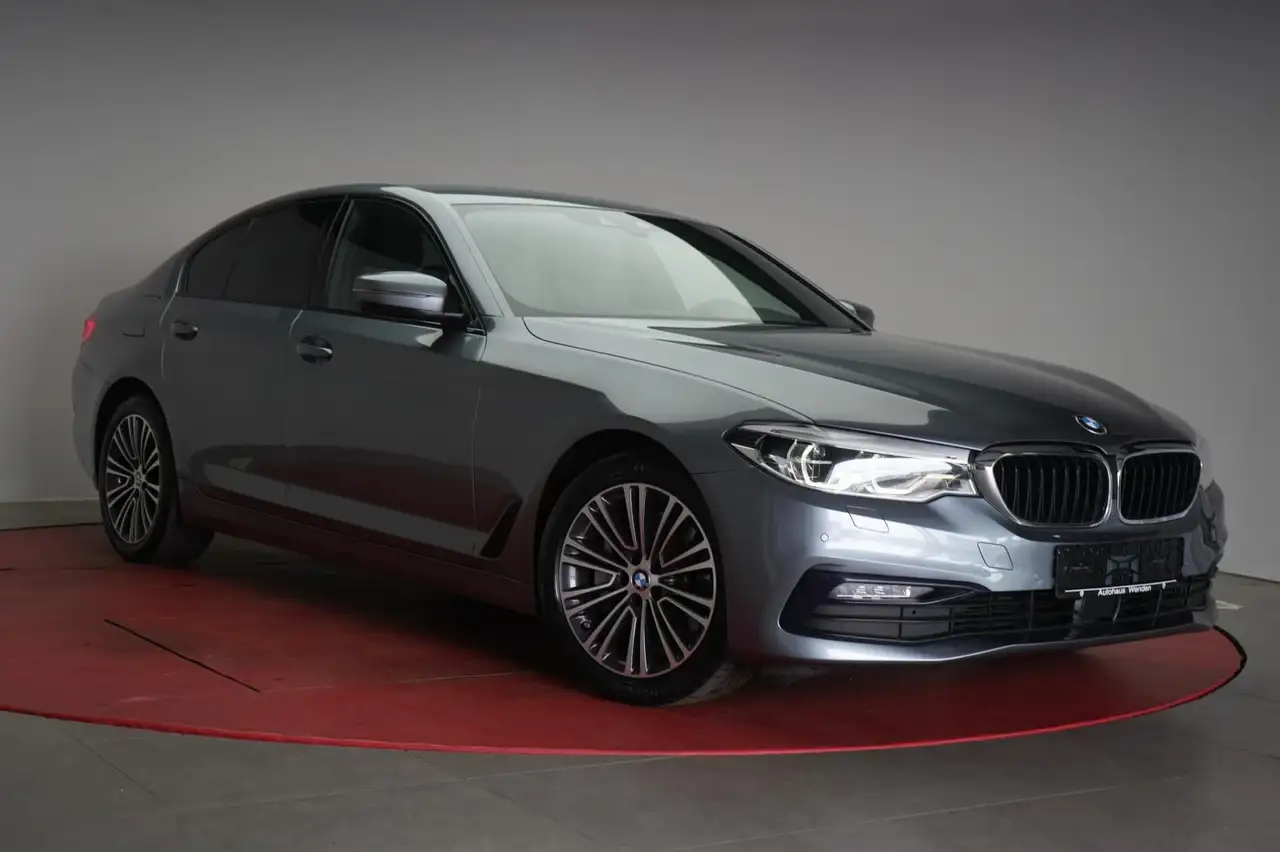 BMW 530