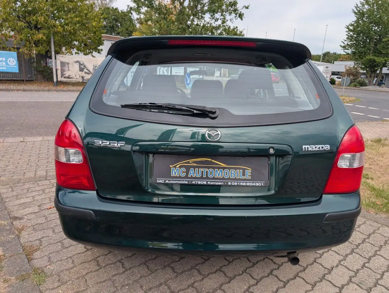 Mazda 323 F*KLIMA*ZV-FUNK*RADIO-CD*EL-FENSTER !!, foto 12