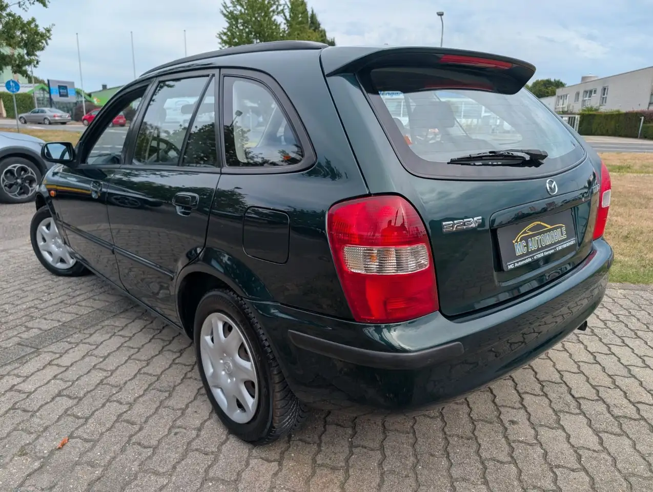 Mazda 323 F*KLIMA*ZV-FUNK*RADIO-CD*EL-FENSTER !!, foto 11