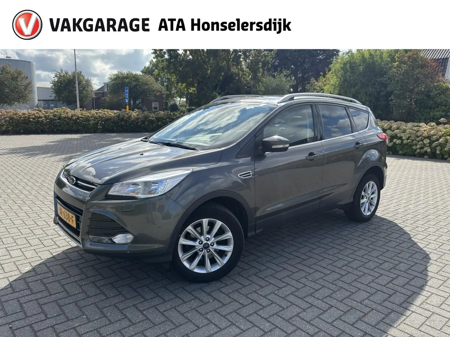 Ford Kuga 1.5 Titanium | Schuif/kantel dak | Cruise control Grau - 1