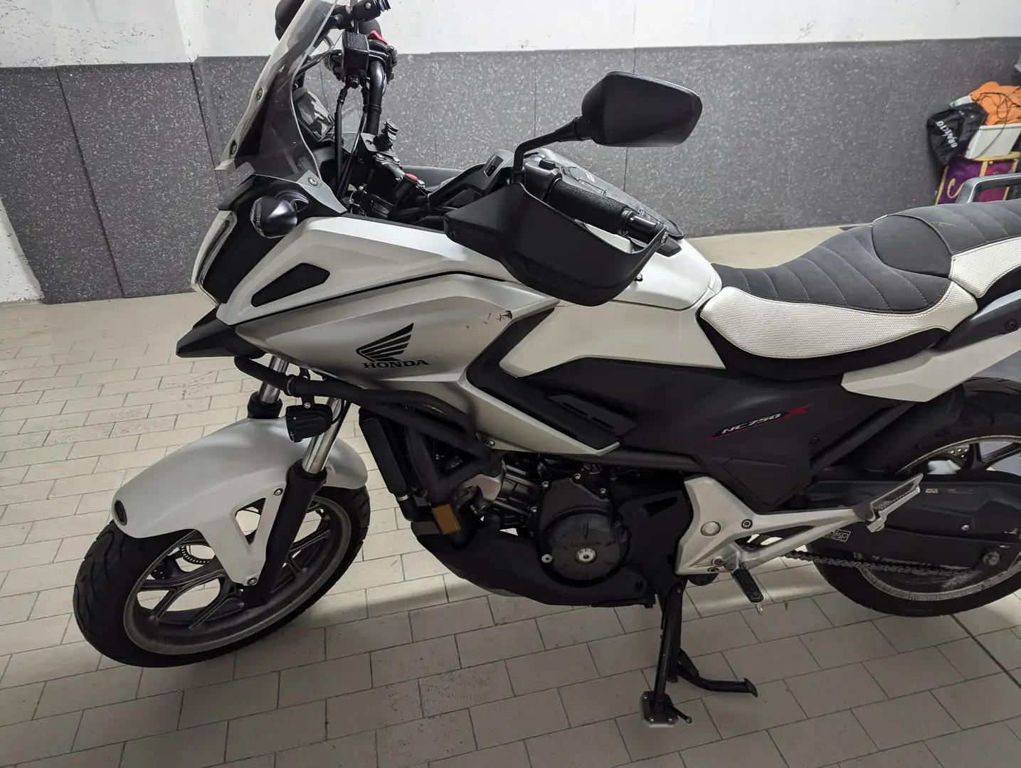 Honda NC 750 cambio automatico e manuale Bianco - 2