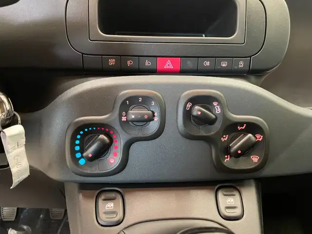 Fiat Panda view 11