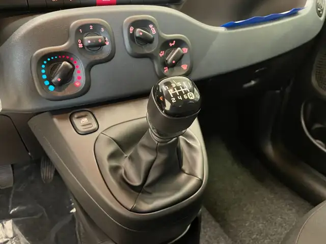 Fiat Panda view 9