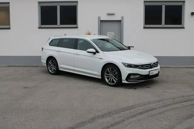Volkswagen Passat Variant Elegance TDI 4MOTION DSG