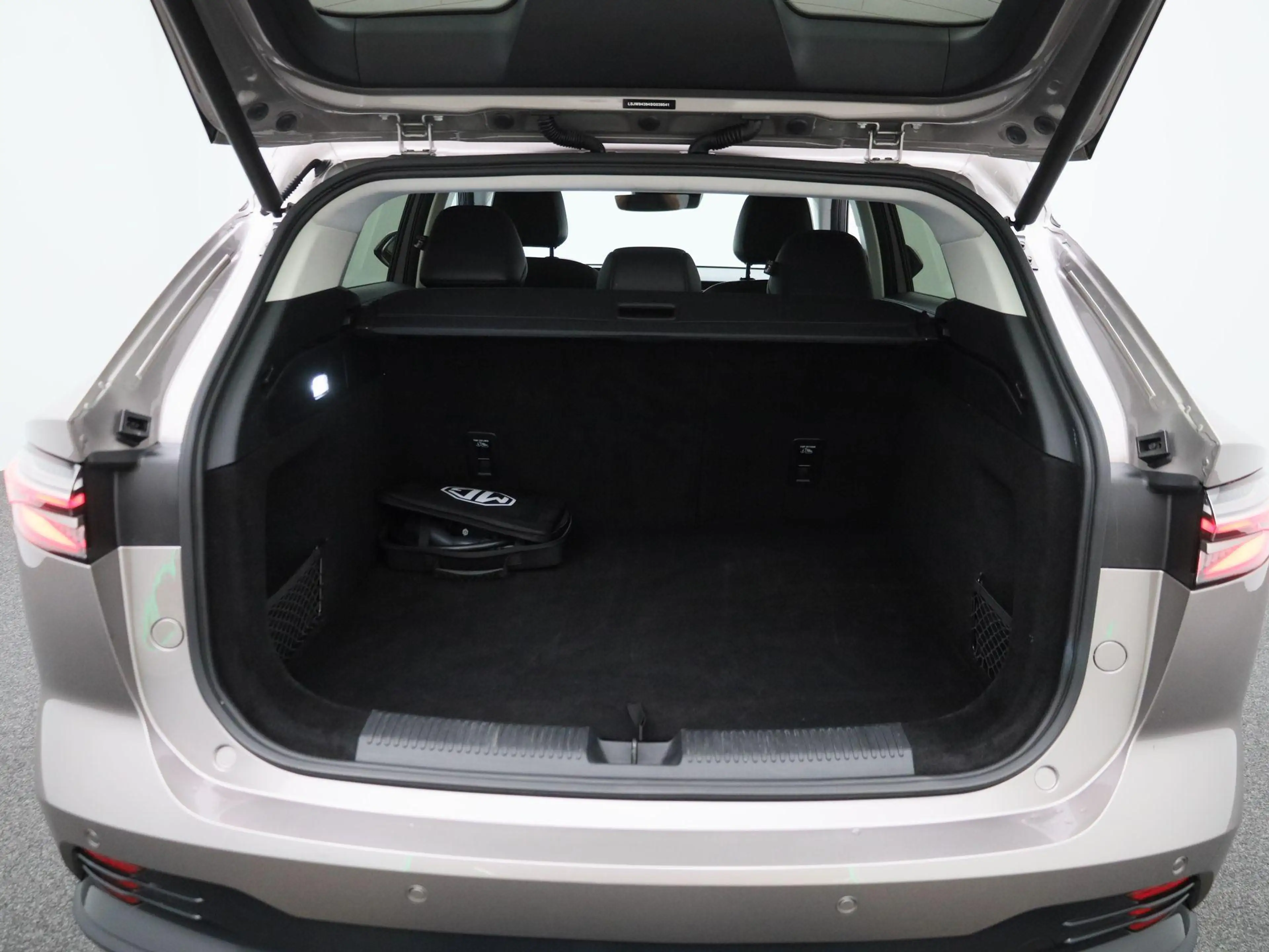 MG HS 1.5 PHEV Aut. Luxury — photo 12