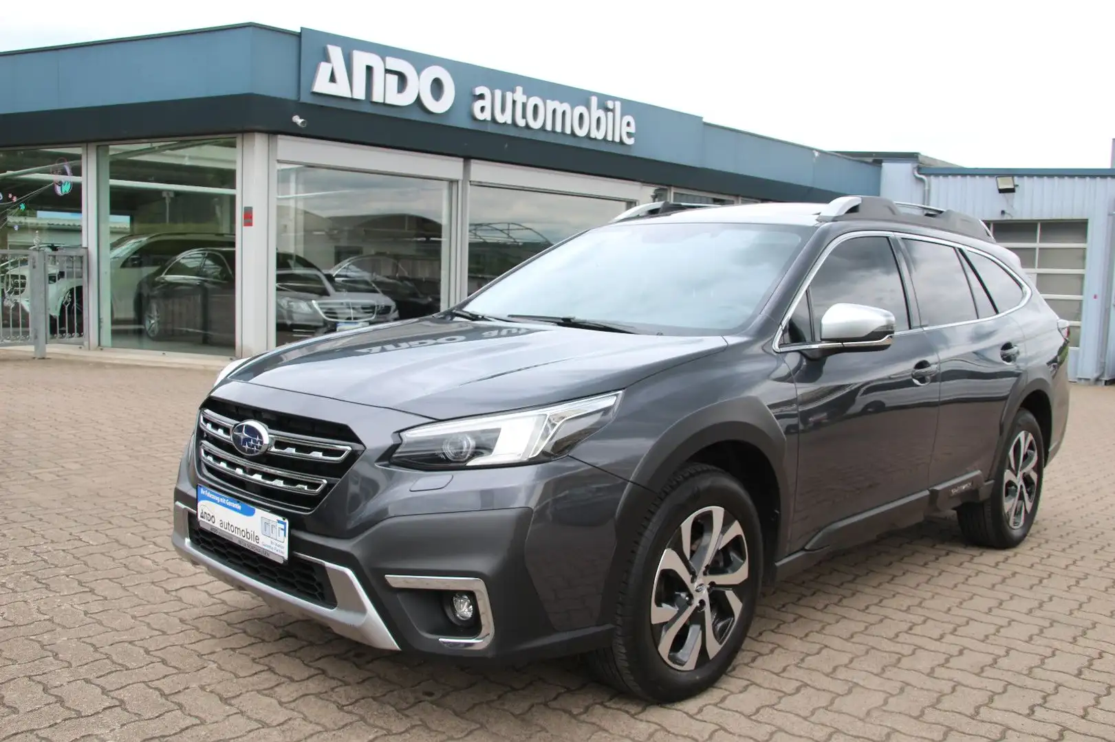 Subaru OUTBACK 2.5 Platinum Allrad LED/Leder/H&K/1-Hand Grau - 1