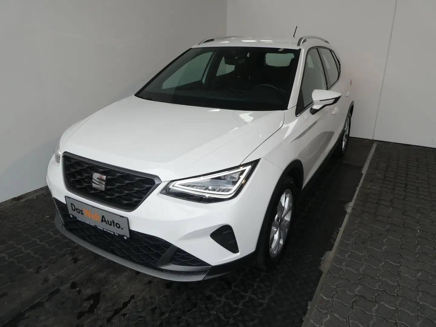 SEAT Arona FR Weiß - 1
