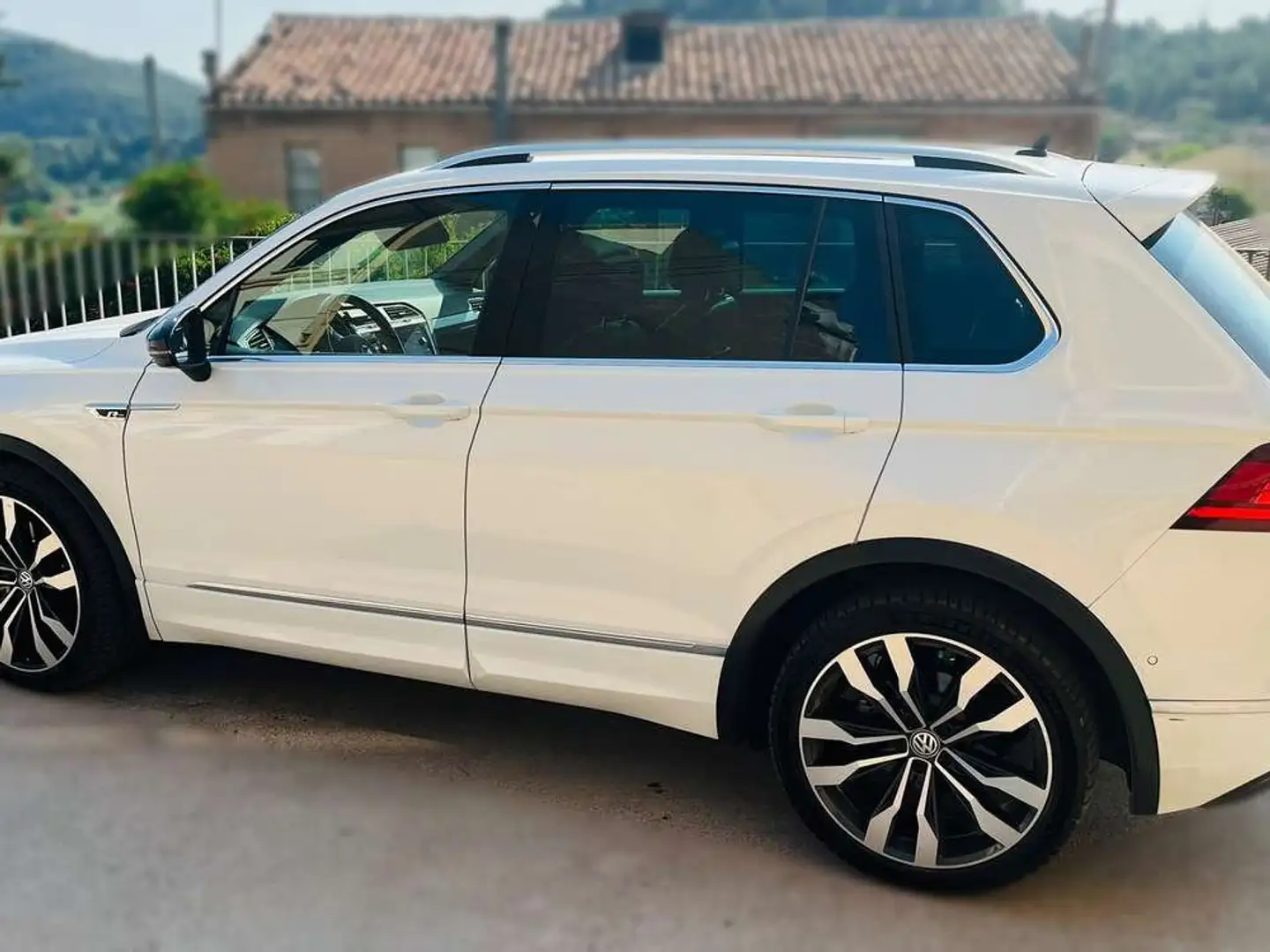 Volkswagen Tiguan 2.0TDI Sport 4Motion DSG 140kW Blanco - 2