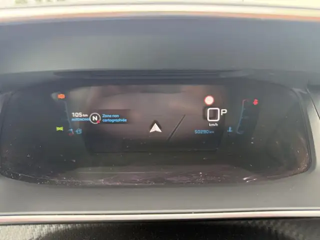 Peugeot 2008 view 11